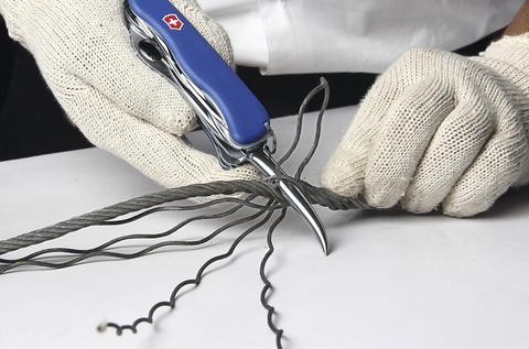 Нож Victorinox Skipper Pro, 111 мм, 12 функций, синий 0.8503.2MW от прозводителя Victorinox