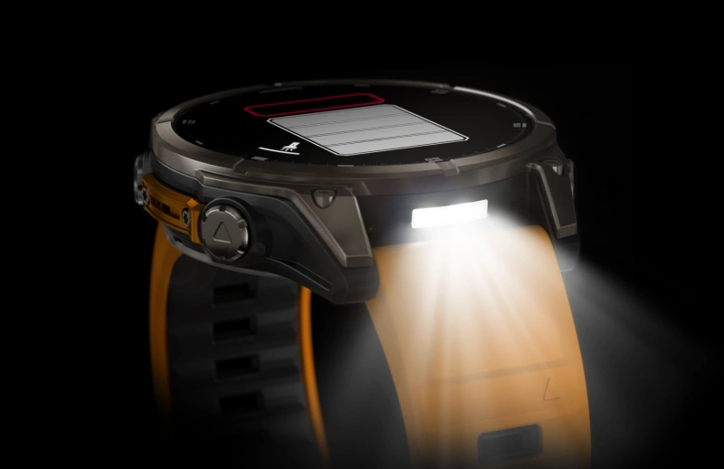 Garmin Fenix 8 - 47 мм AMOLED | SAPPHIRE | Titanium with Spark orange/graphite silicone band